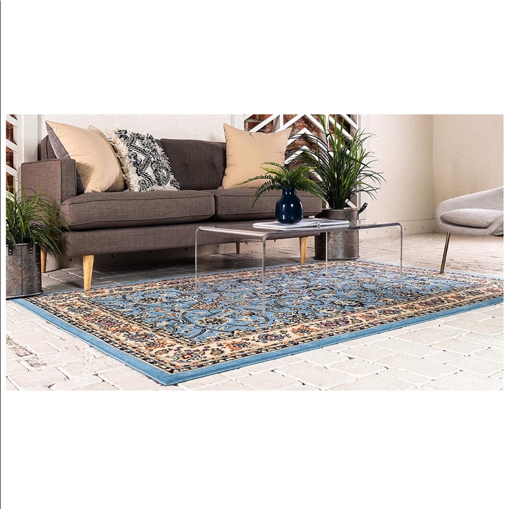 Traditional Area Rug Light Blue Floral 4’ x 6’ - Picture 3 of 8